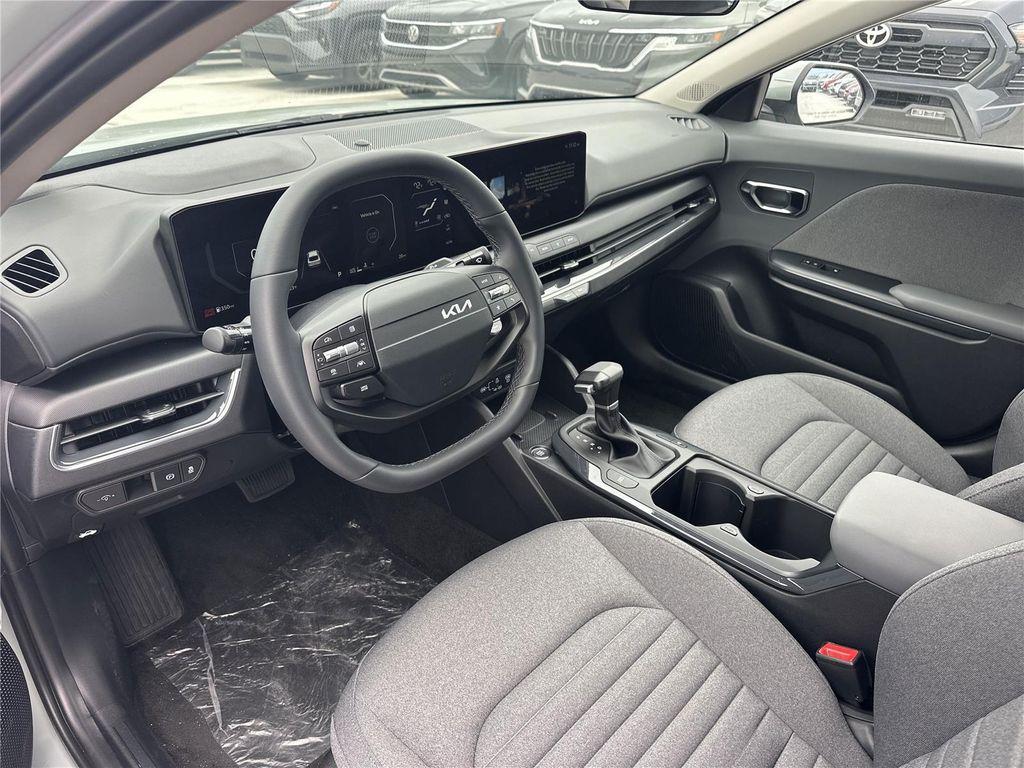 new 2025 Kia K4 car, priced at $25,121