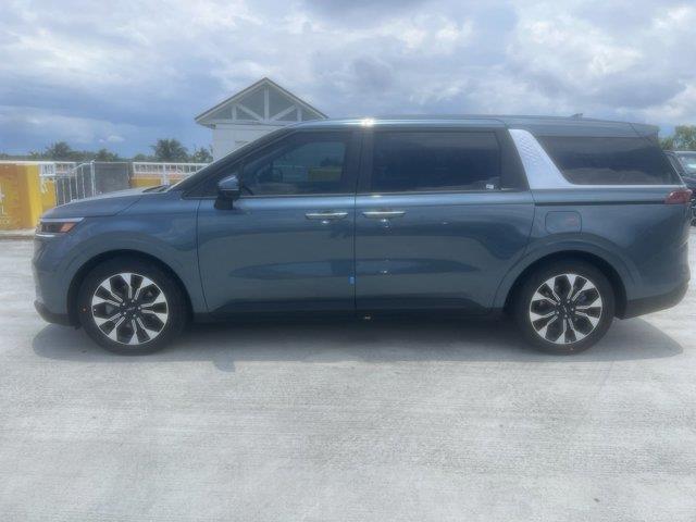 new 2024 Kia Carnival car, priced at $40,215