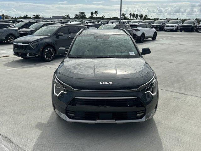 new 2025 Kia Niro car, priced at $33,304