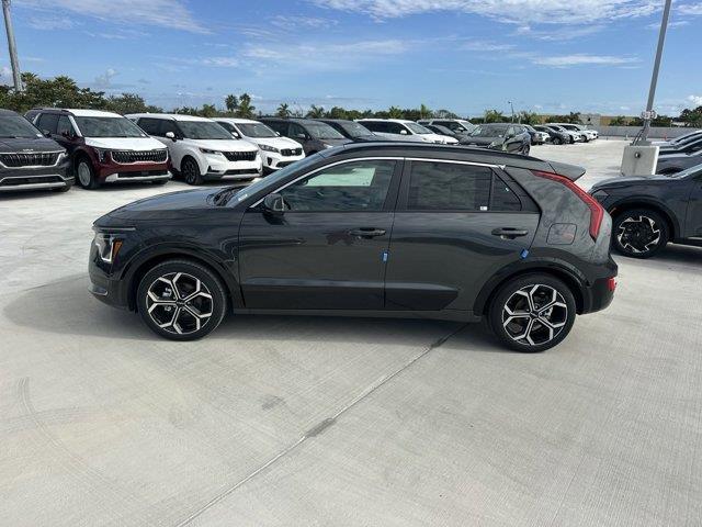 new 2025 Kia Niro car, priced at $33,304