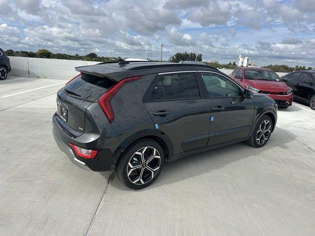 new 2025 Kia Niro car, priced at $33,304