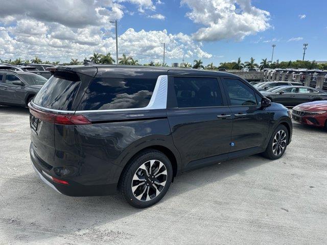 new 2024 Kia Carnival car, priced at $39,720