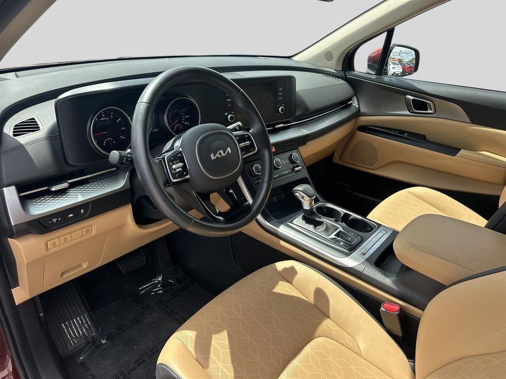 used 2024 Kia Carnival car, priced at $32,121