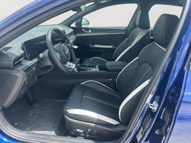 new 2025 Kia K5 car, priced at $29,255
