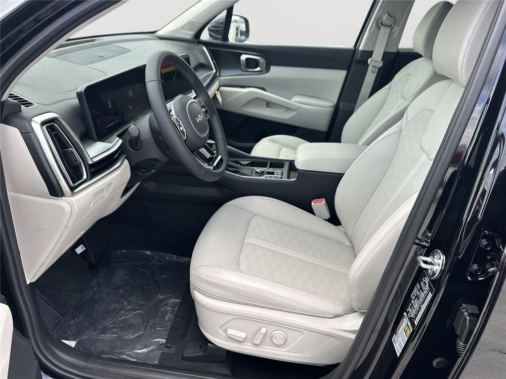 new 2025 Kia Sorento car, priced at $37,593