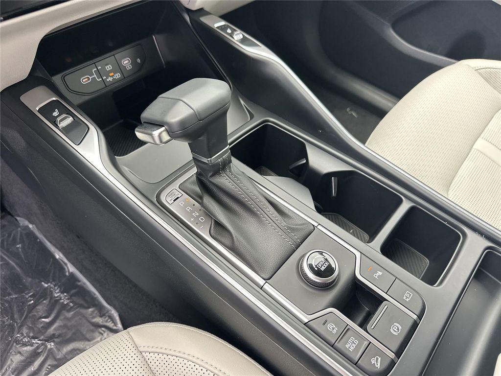new 2025 Kia Sorento car, priced at $37,593