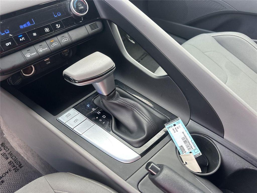 used 2022 Hyundai Elantra car, priced at $17,807
