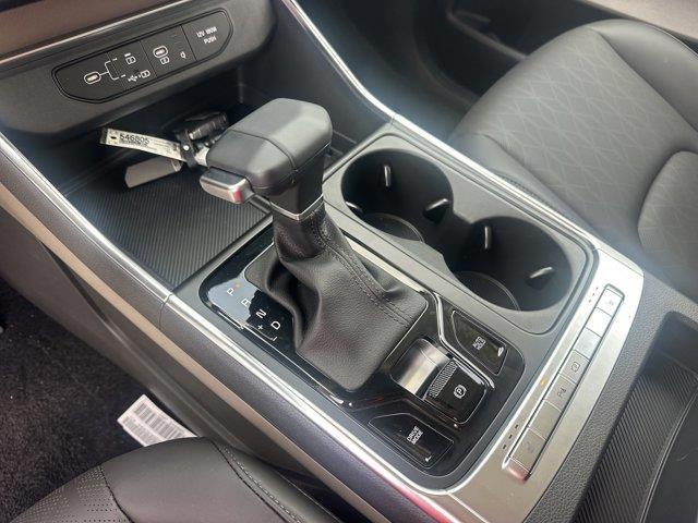 new 2025 Kia Carnival car, priced at $43,480