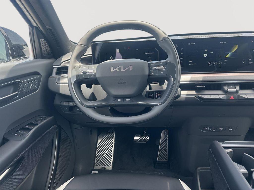new 2026 Kia EV9 car, priced at $76,700