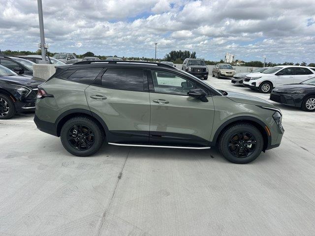 new 2025 Kia Sportage car, priced at $39,318