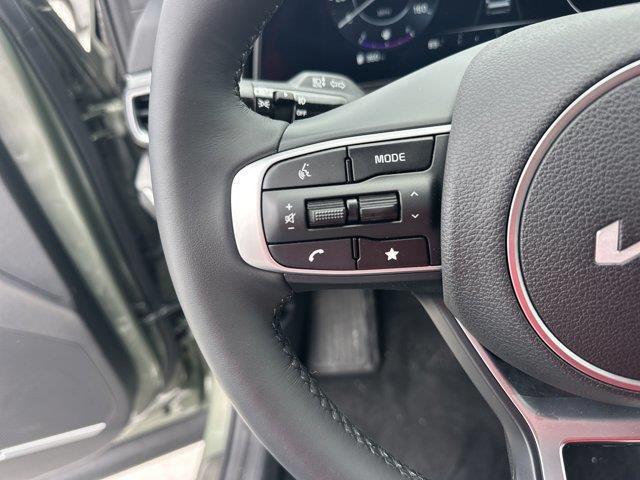 new 2025 Kia Sportage car, priced at $38,921