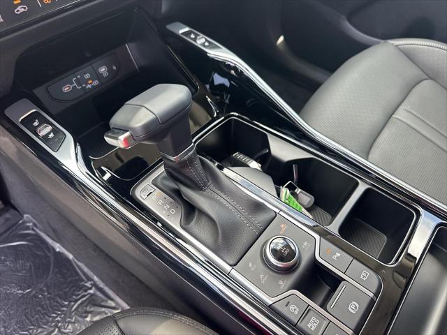 new 2025 Kia Sorento car, priced at $44,257