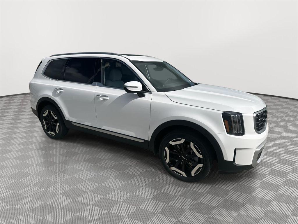 new 2025 Kia Telluride car, priced at $41,121