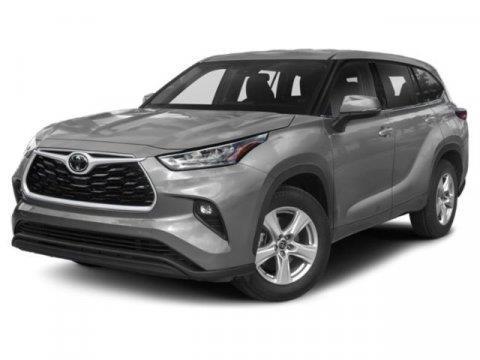 used 2022 Toyota Highlander car, priced at $30,326