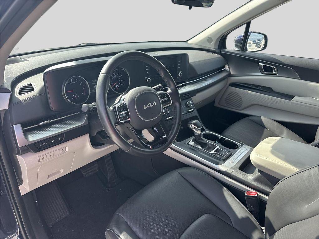 used 2024 Kia Carnival car, priced at $30,150