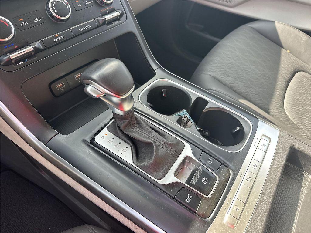 used 2024 Kia Carnival car, priced at $30,150