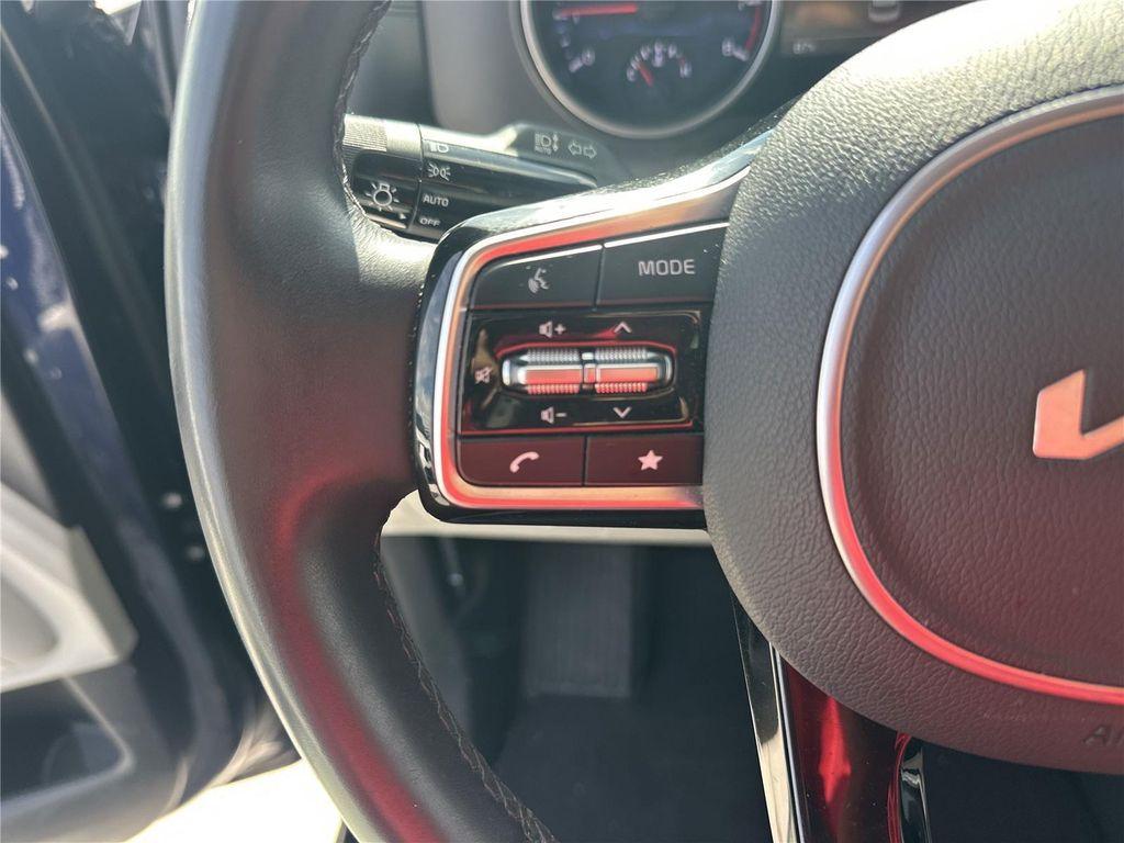 used 2024 Kia Carnival car, priced at $30,150