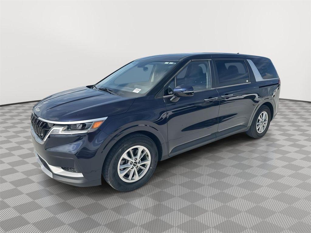 used 2024 Kia Carnival car, priced at $30,150