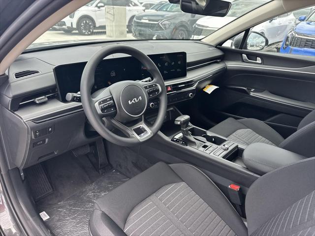 new 2025 Kia K5 car, priced at $28,550