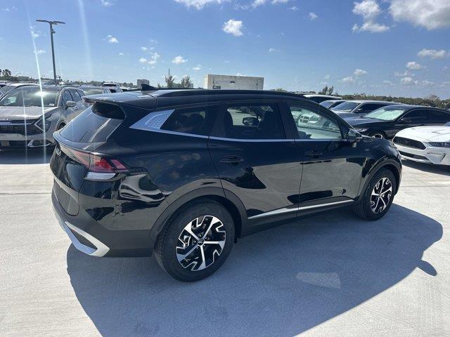 new 2025 Kia Sportage car, priced at $32,560