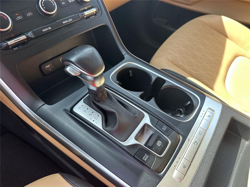 used 2024 Kia Carnival car, priced at $30,168