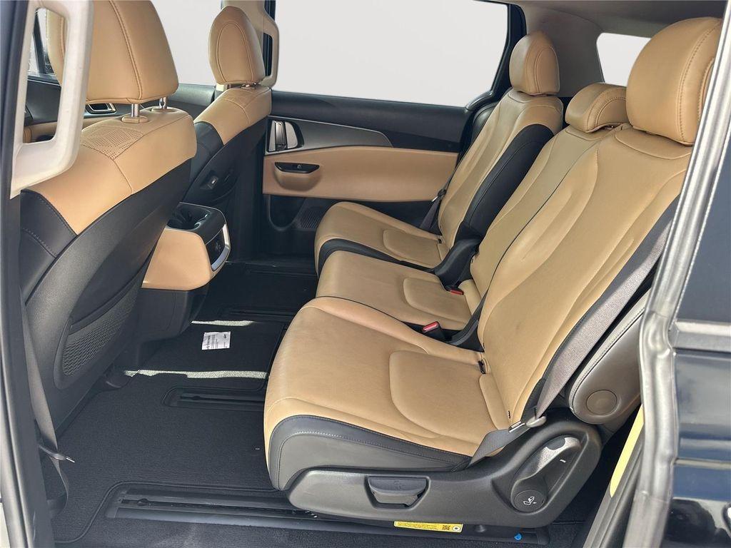 used 2024 Kia Carnival car, priced at $30,168