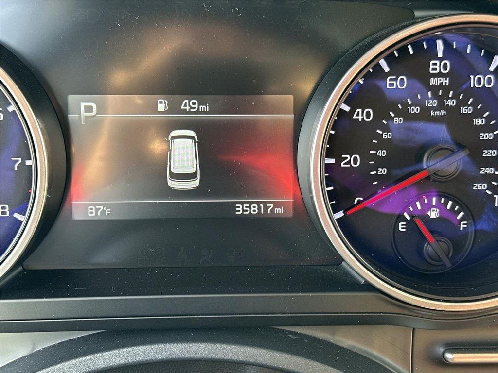 used 2024 Kia Carnival car, priced at $30,168