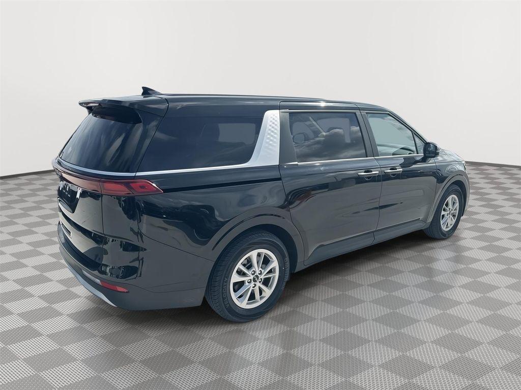 used 2024 Kia Carnival car, priced at $30,168