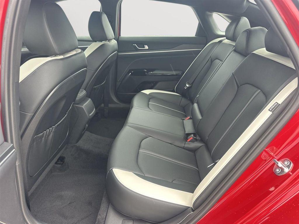 new 2025 Kia K5 car, priced at $28,053