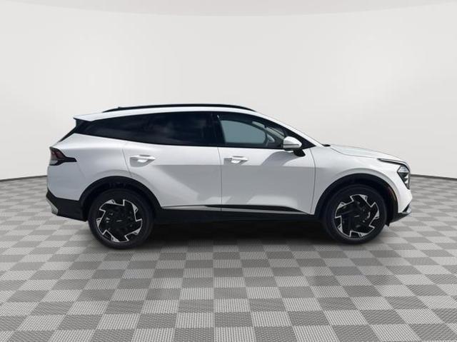 new 2025 Kia Sportage car, priced at $37,877