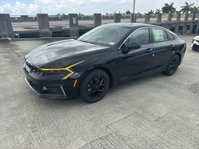 new 2025 Kia K5 car, priced at $27,979