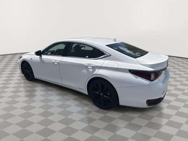 used 2022 Lexus ES 300h car, priced at $37,978
