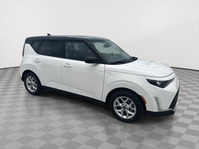new 2025 Kia Soul car, priced at $24,905