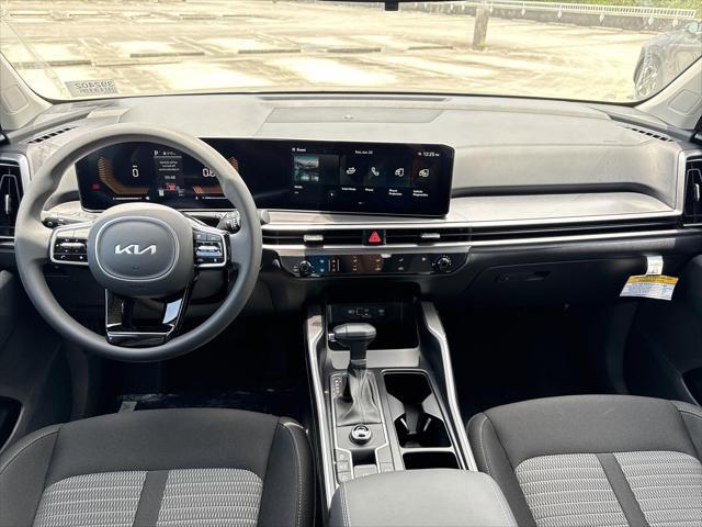 new 2025 Kia Sorento car, priced at $33,294