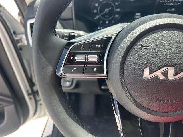 new 2025 Kia Seltos car, priced at $31,320
