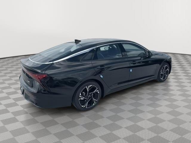 new 2025 Kia K5 car, priced at $32,819