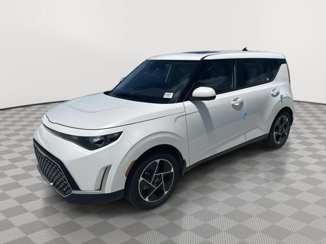 new 2025 Kia Soul car, priced at $27,180