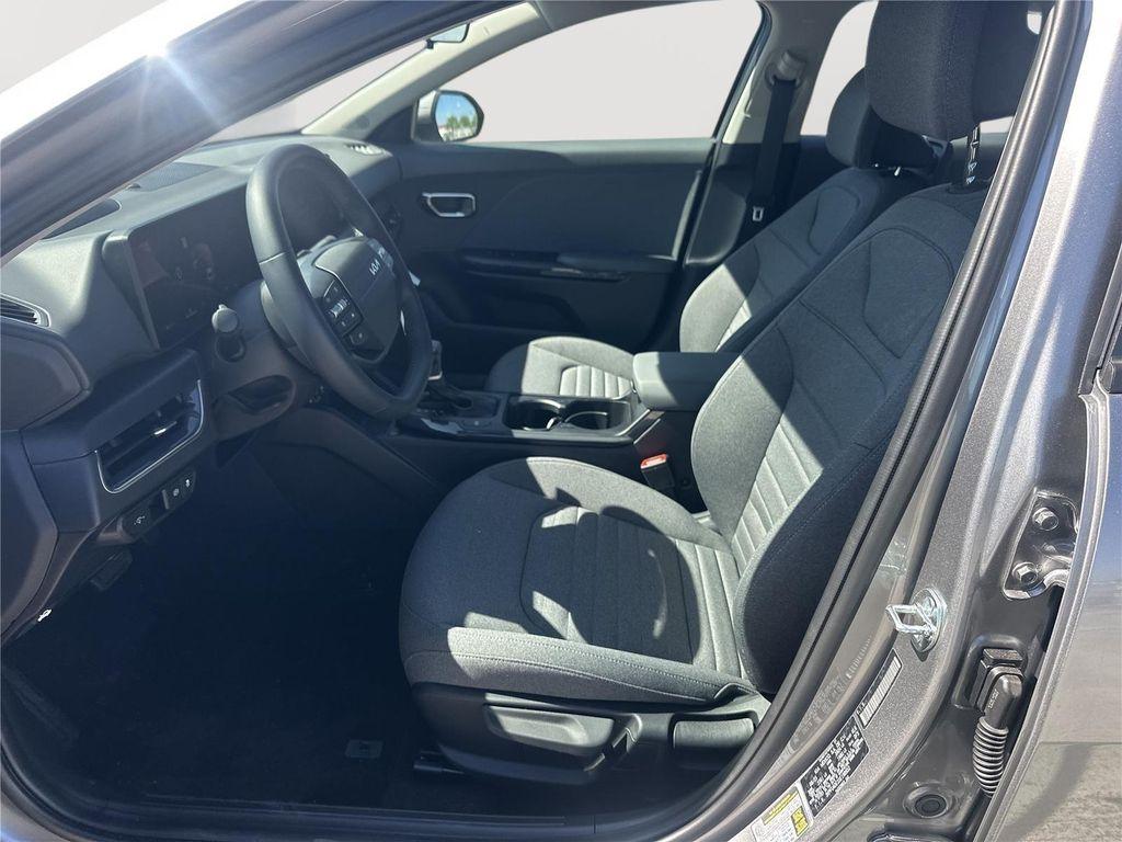 new 2025 Kia K4 car, priced at $24,614