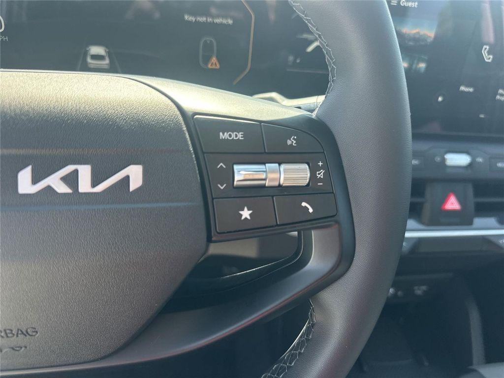 new 2025 Kia K4 car, priced at $24,614