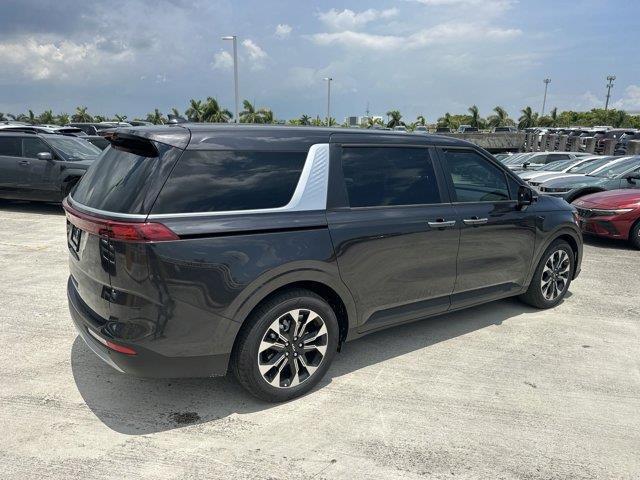 new 2024 Kia Carnival car, priced at $39,720