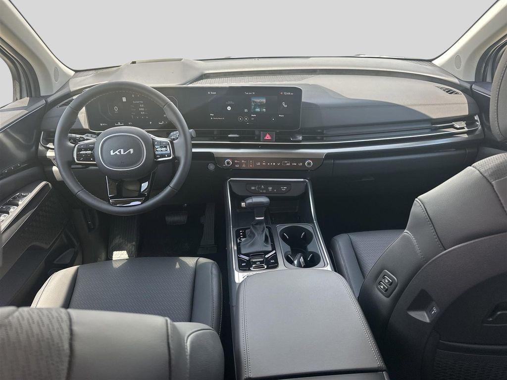 new 2025 Kia Carnival car, priced at $52,459