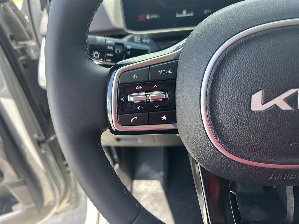 new 2025 Kia Carnival car, priced at $52,459