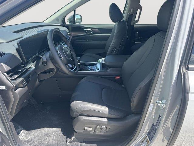 new 2025 Kia Carnival car, priced at $53,530