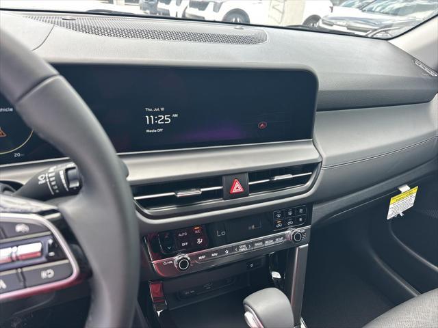 new 2025 Kia Seltos car, priced at $28,575