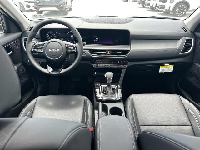 new 2025 Kia Seltos car, priced at $28,575