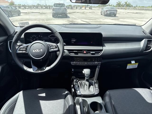 new 2025 Kia Seltos car, priced at $28,289