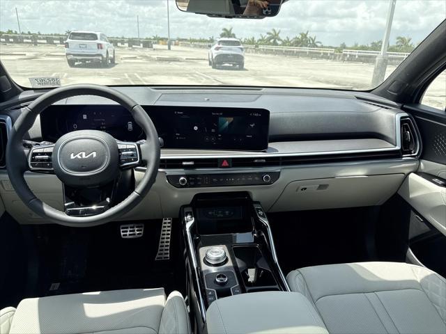 new 2025 Kia Sorento Hybrid car, priced at $47,682
