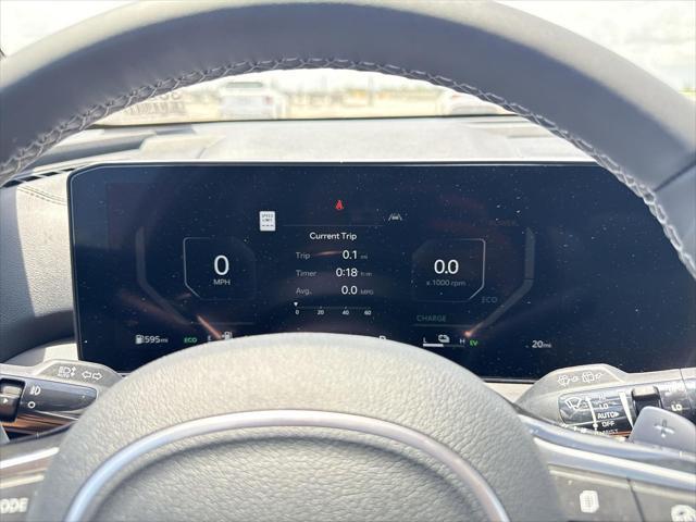 new 2025 Kia Sorento Hybrid car, priced at $47,682
