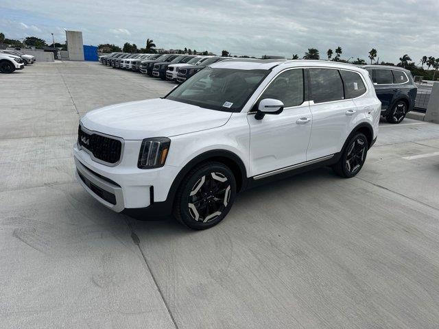 new 2025 Kia Telluride car, priced at $43,905