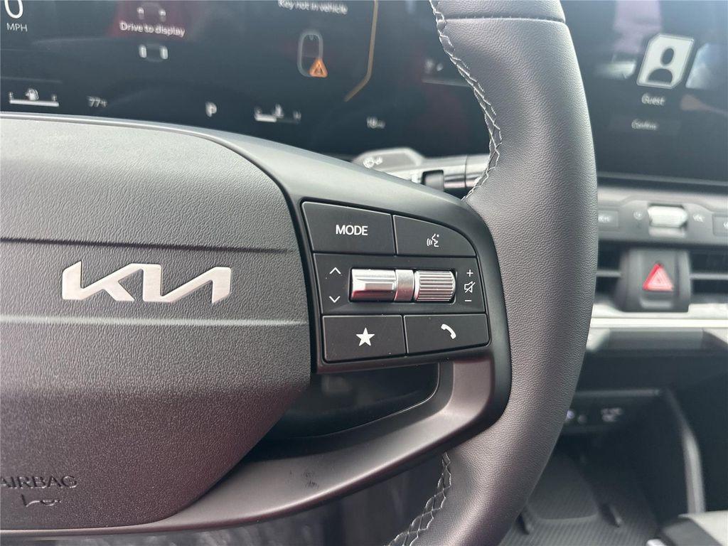 new 2025 Kia K4 car, priced at $24,614